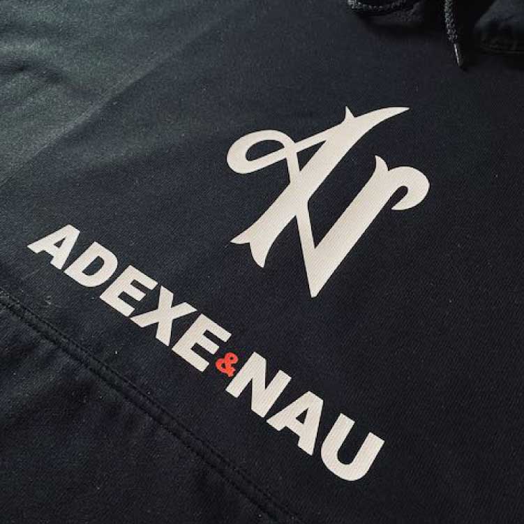Sudaderas de adexe y nau sales